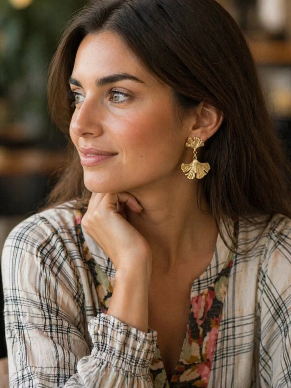 Golden! Ginkgo Leaf Statement Earrings - Picture 1 of 2